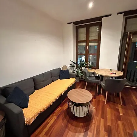 Cozy In Center Apartmán